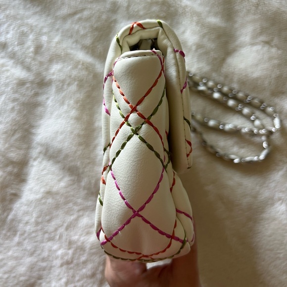 Quilted Leather Shoulder Bag - Picture 3 of 7